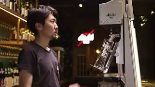 Asahi Super Dry's Auto Pour in action