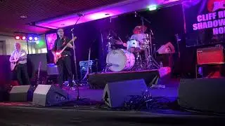 The Shadowmen - 36-24-36