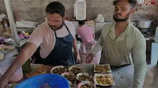 Surat Famous “ALOOPURI” | 2 भाई “ALOOPURI” बेचकर कमाते है करोड़ो रूपये साल के !!