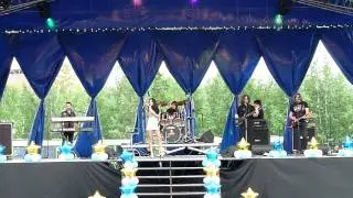 Alisa Mon and Alexander Serov. Nizhnevartovsk. June 2011.