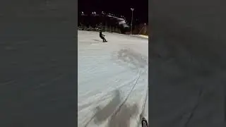 Бро @dmitryskyfalk5503 снял, как я еду слалом #shorts