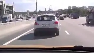 Эрик Давидыч показывает BMW X5M в деле