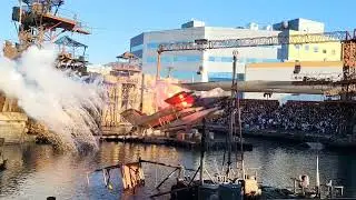 Universal Studios Hollywood - Pirates Show Waterworld 