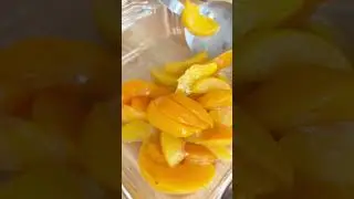 🍑 Easy Peach Crisp Recipe! The best summer dessert 😋 #EasyRecipe #BakingFun #FreshPeaches