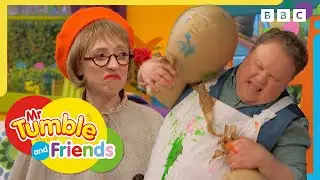 Mrs Wilson's Sculpture 🎨 | Art Class | Justin's House | Mr Tumble and Friends