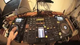 DJ LESSON ON MIXING IN PHRASE TO GET A BETTER TRANSITION