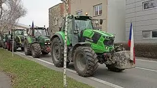 Příprava na protest zemědělců proti evropské unii Hodonin - Holič SK.