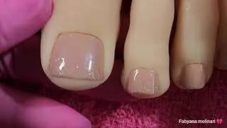 unhas dos pés simples com efeito cascata invertida !!!!