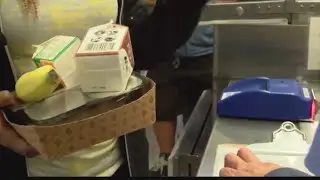 Bipartisan bill aims to allow whole milk in schools