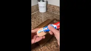 DIY Bathroom Freshener: Soap, Toothpaste, and Baking Soda Magic!