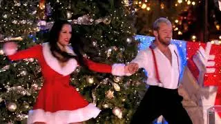 CHRISTMAS DANCE (2017): TO MICHAEL JACKSON'S CHRISTMAS SONG":  I SAW MOMMY KISSING SANTA CLAUS