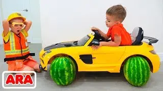 أطفال يركبون لعبة السيارات ويغيرون عجلات فيديو مضحك من فلاد ونيكيتا