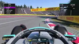 Tyre on track GLITCH in F1 22...