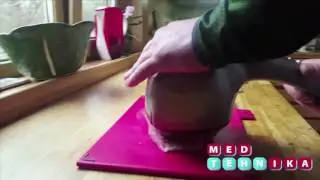 Мужчина на Кухне  - 2 или глубинный массаж стейка