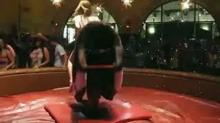 HOT Girl & Mechanical Bull Riding lesson_7x544JJHEws #002