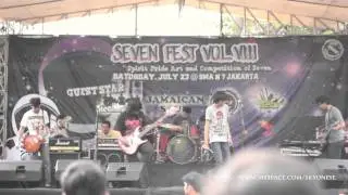 SKY ON EYE - VOWS ( Live @ SMA 7 Jakarta ) HD