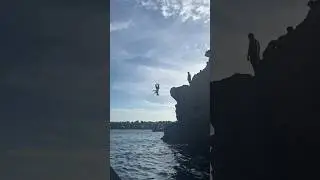 JUMP VAN HOGE ROTS ⛰️💪