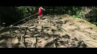 Там на неизведанных дорожках - следы невиданных ЛЮДЕЙ...