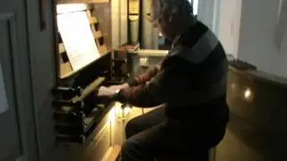 When Johnny comes marching home again on church organ