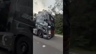Hast du schon mal so einen LKW gesehen?