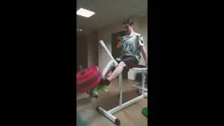 Поднимаю 80 кг, на 4 раз. На ноги.  #спортнаруси #тяжелоатлетка