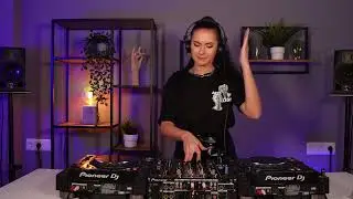 Schranz, Hard Techno Mix by Noemi Black | 4K | 002