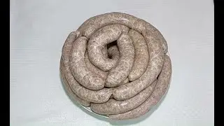 Carnati de casa din carne de porc
