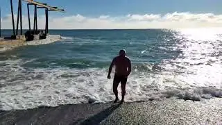 АЛУШТА ВОДА 3 градуса -2