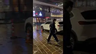 Czn Burak En Güzel Bağ Sevgi Midir?  