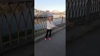 Сшила дочке кофту