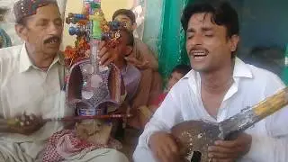 Sindhi vlog 2  ـ Sindhi singer is singing at Shrine of Gaji Shah Khoso