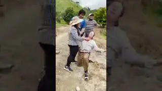 El reto del Tacon sobre el puente jajajaja Moriras de risa