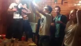 ДР Гошки))) "Крылья"