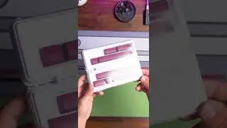 GMK DMG R3 Keycap Unboxing 