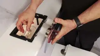 VADO | Short Flush Cistern Maintenance | Top Mounted Plate