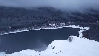Hiking Rattlesnake Ledge in the snow - Washington State Hiking