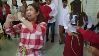 Lomba Goyang Kotak isi Bola Wanita #lomba #karyaanakbangsa #karyawan #agustusan #goyang #bola