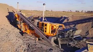 Striker CQR400 Mobile Cone Crusher and Recycling Screen
