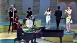 Sergio Mendes & Brasil 66 - Mas que nada (introduced by Eartha Kitt / Something Special 1967)
