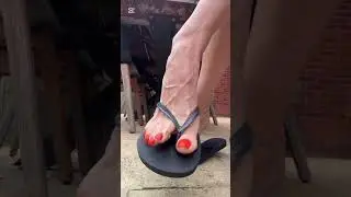 I can’t get enough of the feet and arches of ShoeRoyale 😘❤️ 🔥 
