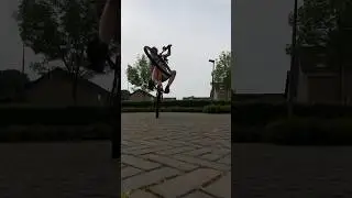 Mega wheelie #viral #wow #cool #subscribe #amazing #bikelife #like #mega #wheelie #shorts #bikestunt