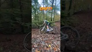 How would U turn??? 🔥🚴‍♂️🔥 #cycling #cyclisme #ciclisme #mtb