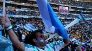 Hinchada argentina antes de comenzar partido