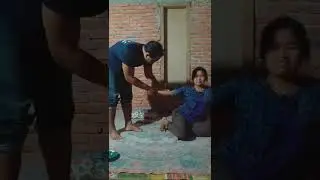 mengobati sakit kepala dan sakit bagian bahu dengan cara pijat jari satu.