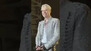 сердце плачет и болит