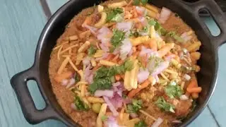 How To Make Perfect Misal Pav At Home | Easy Recipe Misal Pav | Miss Secret Chef
