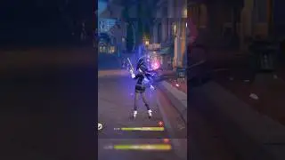 Clorinde Jojo pose 