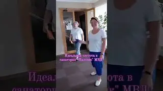 Знакомьтесь, это Елена и Татьяна! У них, всё кругом сверкает! 