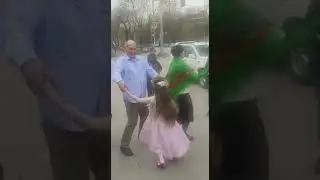 баянист на празник