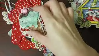 Вышитые новогодние игрушки, 2022